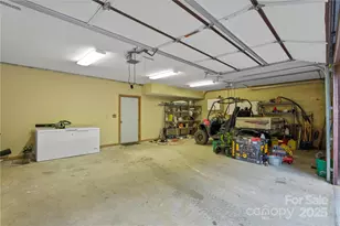 12215 Big Laurel Rd, Marshall, NC 28753 - Photo 23