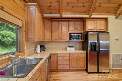 12215 Big Laurel Road, Marshall, NC 28753 - Photo 9