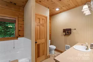 12215 Big Laurel Rd, Marshall, NC 28753 - Photo 15