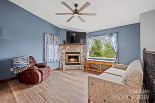 167 Selby Dr, Marshall, NC 28753 - Photo 9