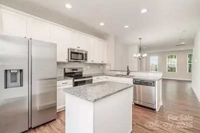 9444 Kings Parade Boulevard, Charlotte, NC 28273 - Photo 11