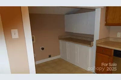 1514 W Walnut Avenue, Gastonia, NC 28052 - Photo 9