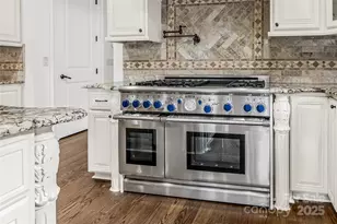 612 Beauhaven Ln, Waxhaw, NC 28173 - Photo 11