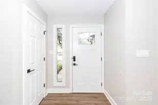 4020 Bon-Rea Dr, Charlotte, NC 28226 - Photo 9