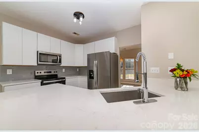 12538 Cardinal Woods Drive, Pineville, NC 28134 - Photo 11