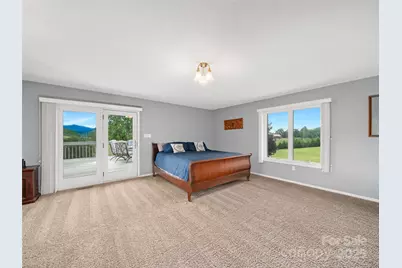 124 W Dogwood Circle, Burnsville, NC 28714 - Photo 13