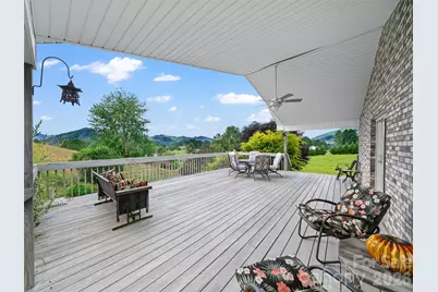 124 W Dogwood Circle, Burnsville, NC 28714 - Photo 29