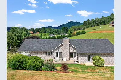 124 W Dogwood Circle, Burnsville, NC 28714 - Photo 5