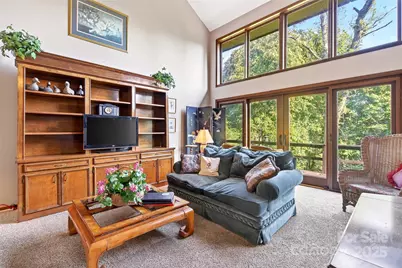 415 Reel Hollow Road, Marion, NC 28752 - Photo 3