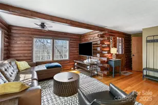 201 Liberty Rd, Waynesville, NC 28785 - Photo 5