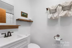 201 Liberty Rd, Waynesville, NC 28785 - Photo 27