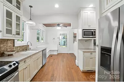 2201 Commonwealth Avenue, Charlotte, NC 28205 - Photo 17