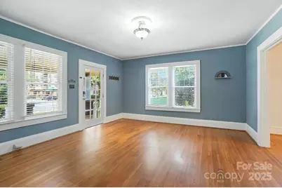 2201 Commonwealth Avenue, Charlotte, NC 28205 - Photo 11
