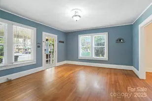 2201 Commonwealth Ave, Charlotte, NC 28205 - Photo 11