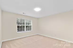 1043 Boxelder Ln, Charlotte, NC 28262 - Photo 19