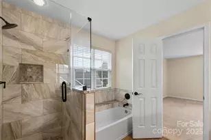 1043 Boxelder Ln, Charlotte, NC 28262 - Photo 15