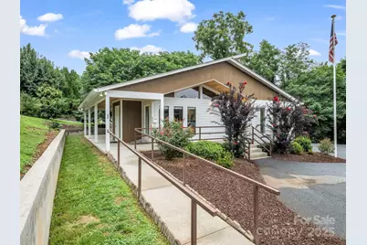 147 E Court Street, Rutherfordton, NC 28139 - Photo 5