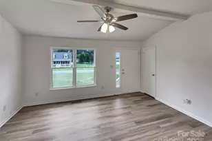 4609 Cottonwood Ln, Gastonia, NC 28052 - Photo 3