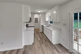 4609 Cottonwood Ln, Gastonia, NC 28052 - Photo 13