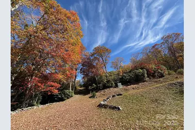 1260 Mountain Laurel Parkway Lot #8, Newland, NC 28657 - Photo 15
