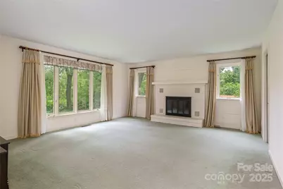 27 Country Road, Hendersonville, NC 28791 - Photo 7