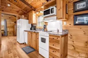 1217 Moore Rd, Tryon, NC 28782 - Photo 15