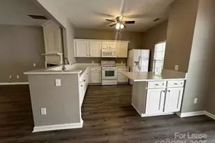 6828 Rothchild Dr, Charlotte, NC 28270 - Photo 11