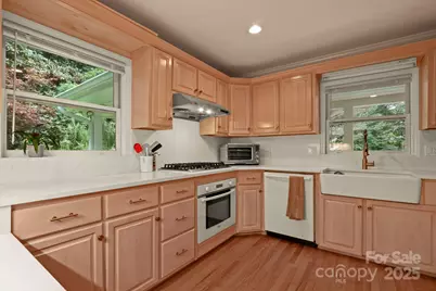 127 Boulder Lane, Blowing Rock, NC 28605 - Photo 15