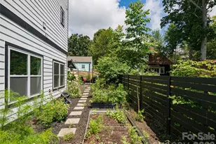 197 Chatham Rd, Asheville, NC 28804 - Photo 43