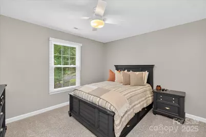 4713 Hanging Ivy Drive, Charlotte, NC 28215 - Photo 33