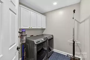 4713 Hanging Ivy Dr, Charlotte, NC 28215 - Photo 31