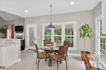 4713 Hanging Ivy Drive, Charlotte, NC 28215 - Photo 19