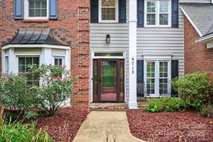 4713 Hanging Ivy Dr, Charlotte, NC 28215 - Photo 3