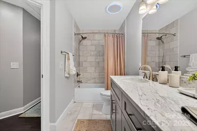 4713 Hanging Ivy Drive, Charlotte, NC 28215 - Photo 35