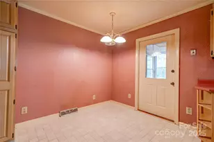 1329 Kings Cir, Shelby, NC 28150 - Photo 11