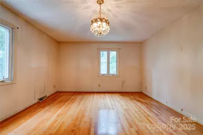 1329 Kings Circle, Shelby, NC 28150 - Photo 3