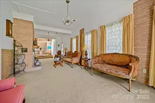 506 Gregory St, Florence, SC 29161 - Photo 3