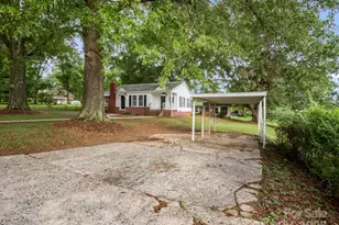 339 Flack Rd, Forest City, NC 28043 - Photo 5