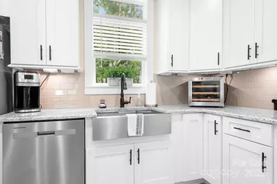 428 Florence Circle, Statesville, NC 28625 - Photo 15