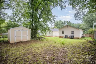 820 E 18th St, Charlotte, NC 28205 - Photo 9