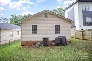 820 E 18th St, Charlotte, NC 28205 - Photo 7