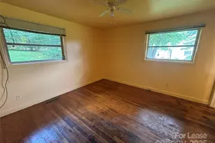 724 Oakdale Dr, Statesville, NC 28677 - Photo 13