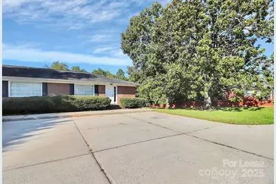 1005 Rainbow Drive, Kannapolis, NC 28081 - Photo 3