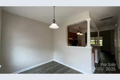 614 E 9th Street, Charlotte, NC 28202 - Photo 17