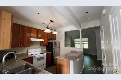 614 E 9th Street, Charlotte, NC 28202 - Photo 19