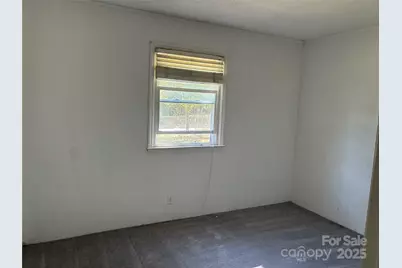 1504 Hunsinger Avenue, Gastonia, NC 28052 - Photo 5