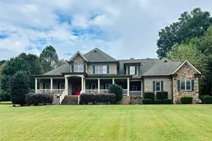 1163 Willow Creek Dr, Newton, NC 28658 - Photo 3