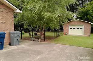 216 Williams Rd, Harrisburg, NC 28075 - Photo 3