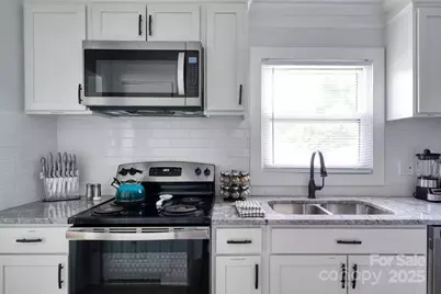 3337 Washburn Avenue, Charlotte, NC 28205 - Photo 17