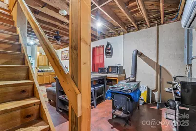 653 Lakeview Drive N, Marion, NC 28752 - Photo 23